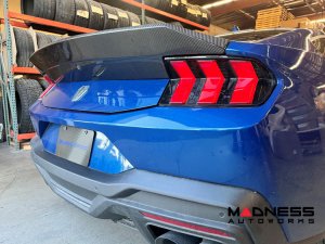 Ford Mustang Rear Decklid Spoiler Module - Carbon Fiber